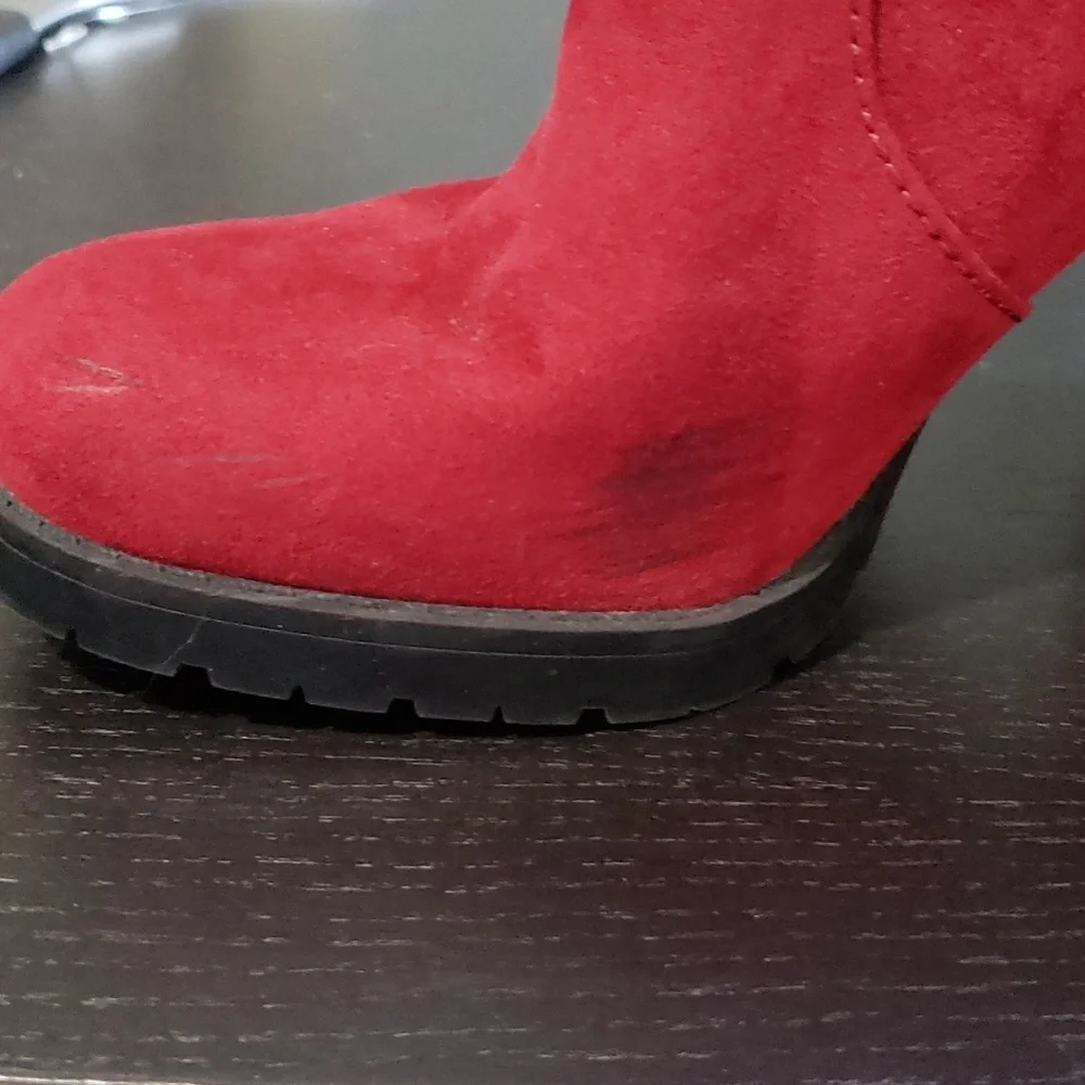Circus Red booties - Picture 3 of 11
